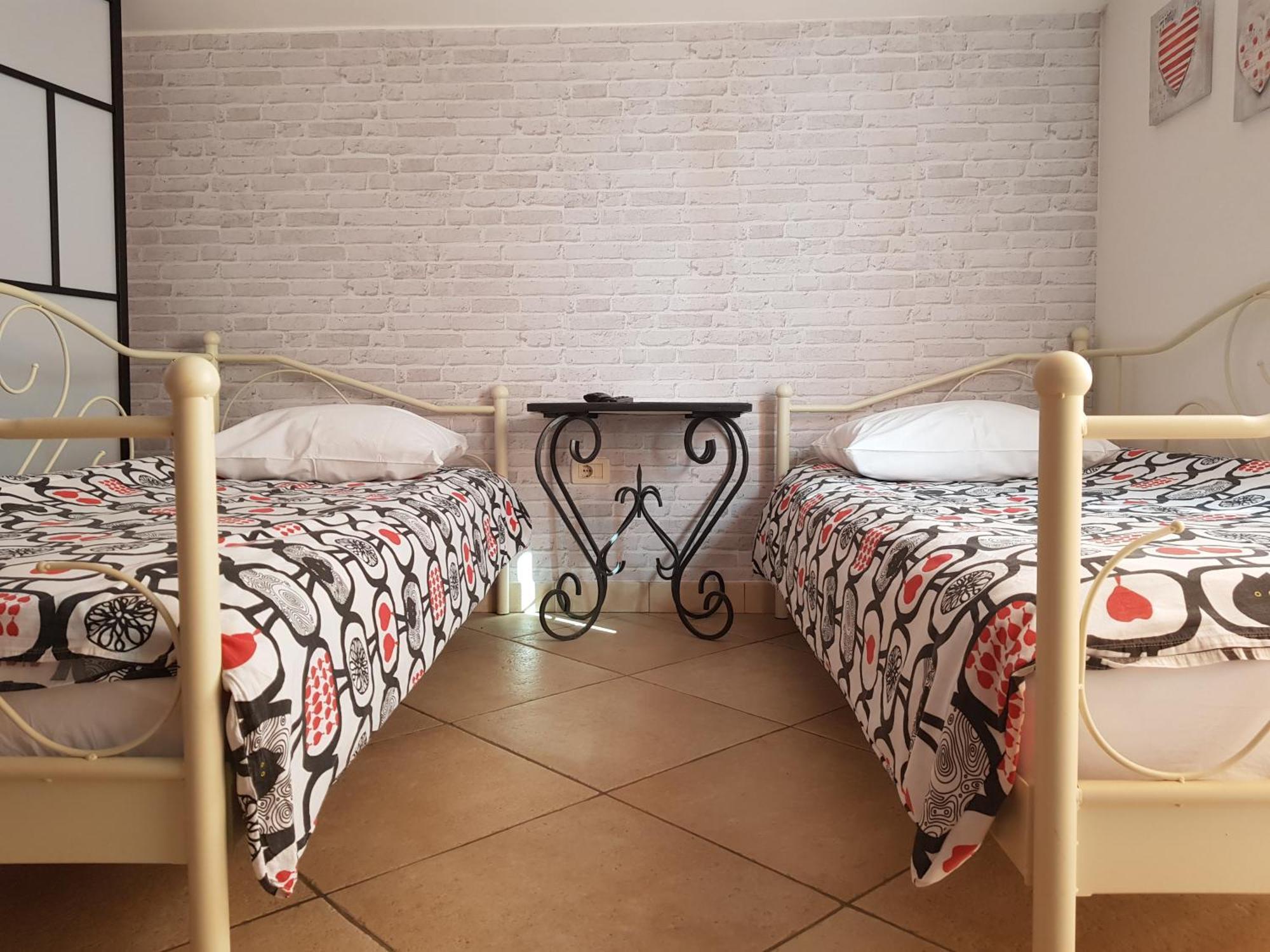 Trbovic Apartments Peaceful Stay With Free Parking, Pet-Friendly, And Bike Storage In อูมัค ภายนอก รูปภาพ
