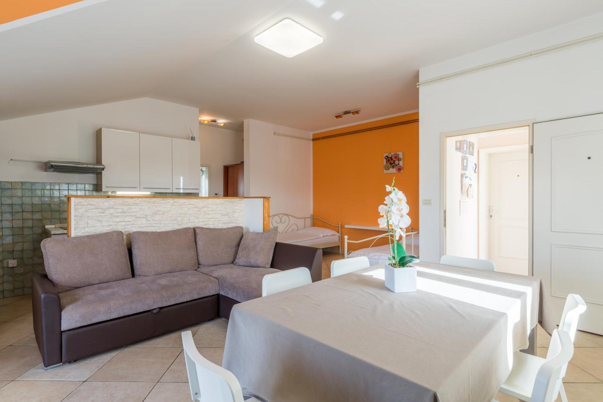 Trbovic Apartments Peaceful Stay With Free Parking, Pet-Friendly, And Bike Storage In อูมัค ภายนอก รูปภาพ