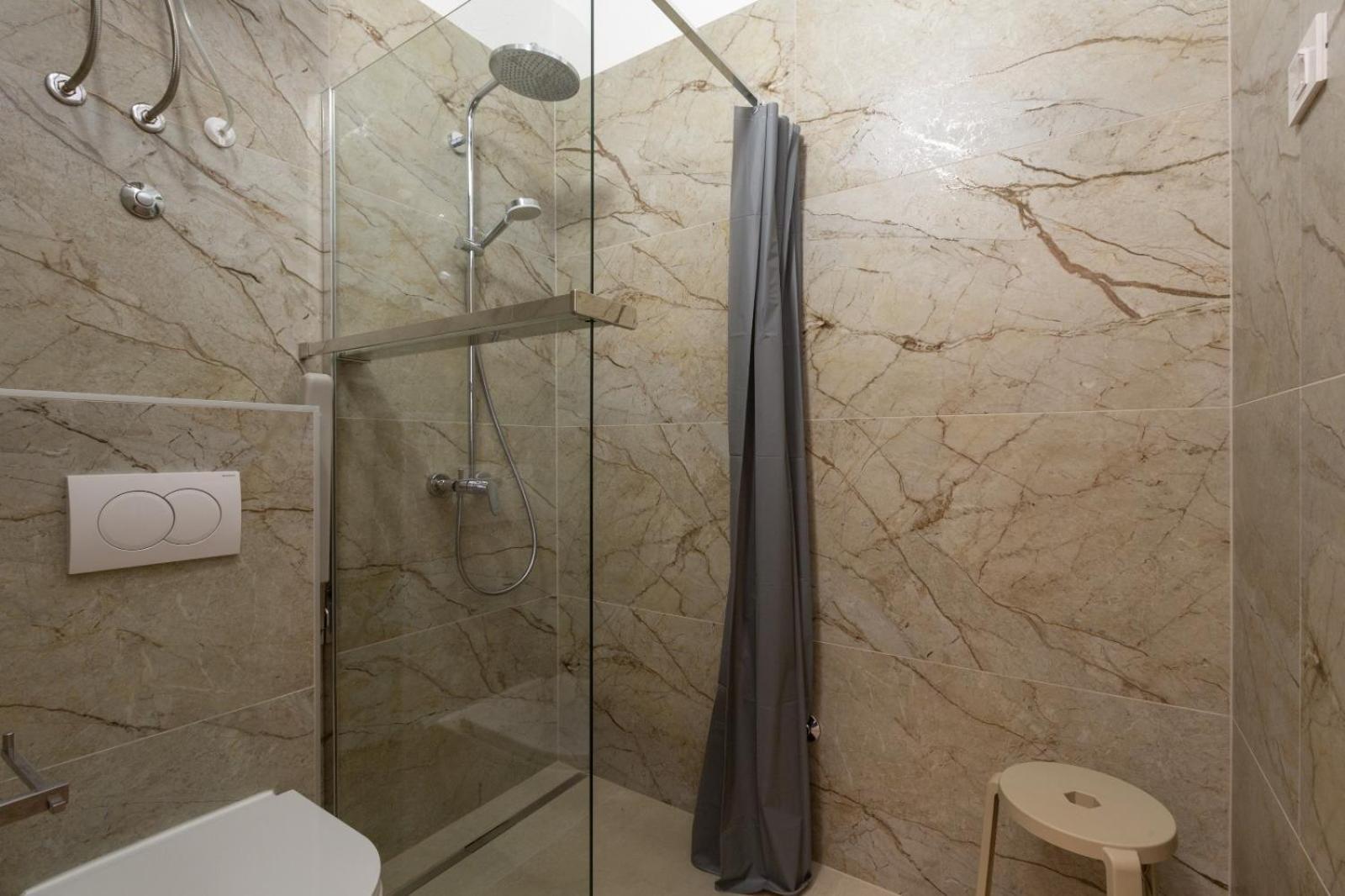 Trbovic Apartments Peaceful Stay With Free Parking, Pet-Friendly, And Bike Storage In อูมัค ภายนอก รูปภาพ